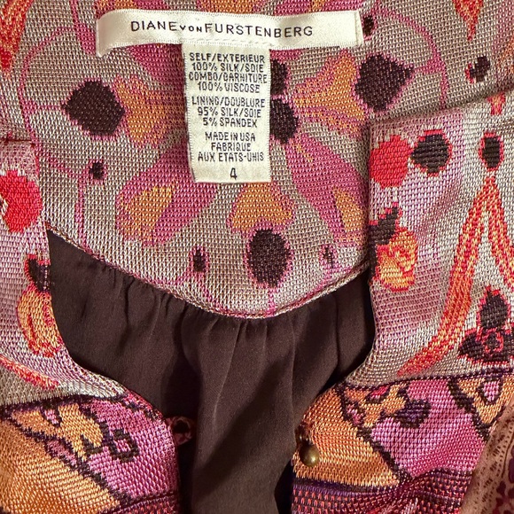 Diane Von Furstenberg “Tabalah” Retro, Flowy, Mini Dress 💯 Silk Size 4 - Picture 4 of 10